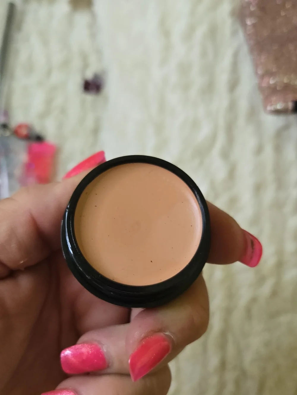 Black and Pink Cosmetic Set